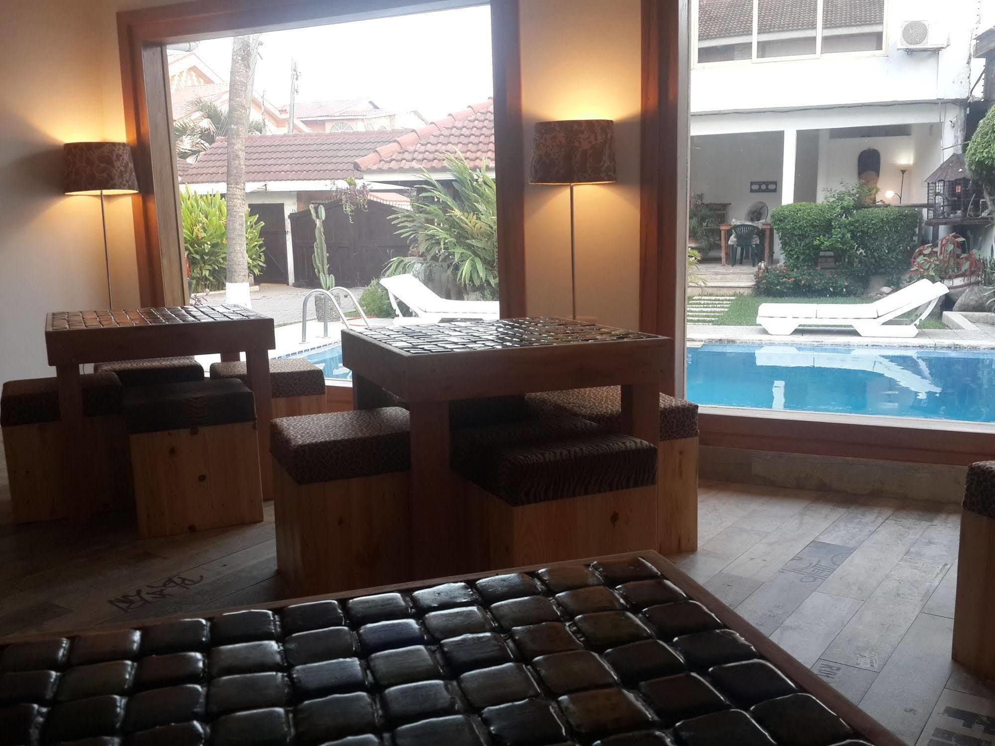 Laparadiseinn อักกรา ภายนอก รูปภาพ
